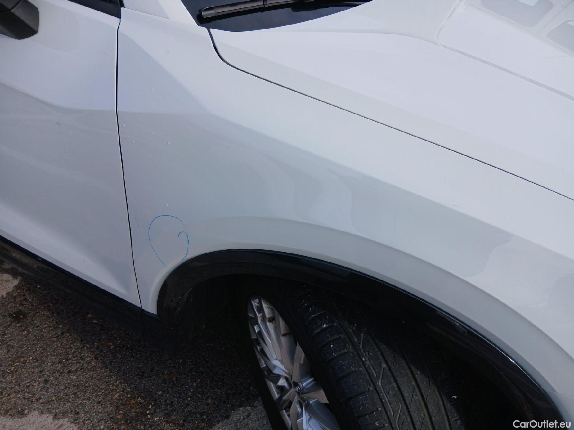  Audi  Q2 AUDI  / 2016 / 5P / todoterreno Design 30 TFSI 85kW (116CV) #29