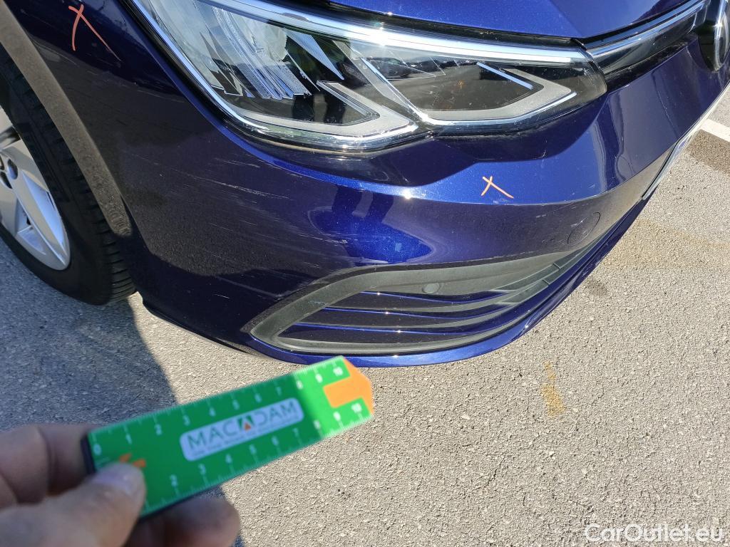  Volkswagen  Golf  VOLKSWAGEN / 2020 / 5P / berlina con portón 1.0 TSI 81kW (110CV) #8