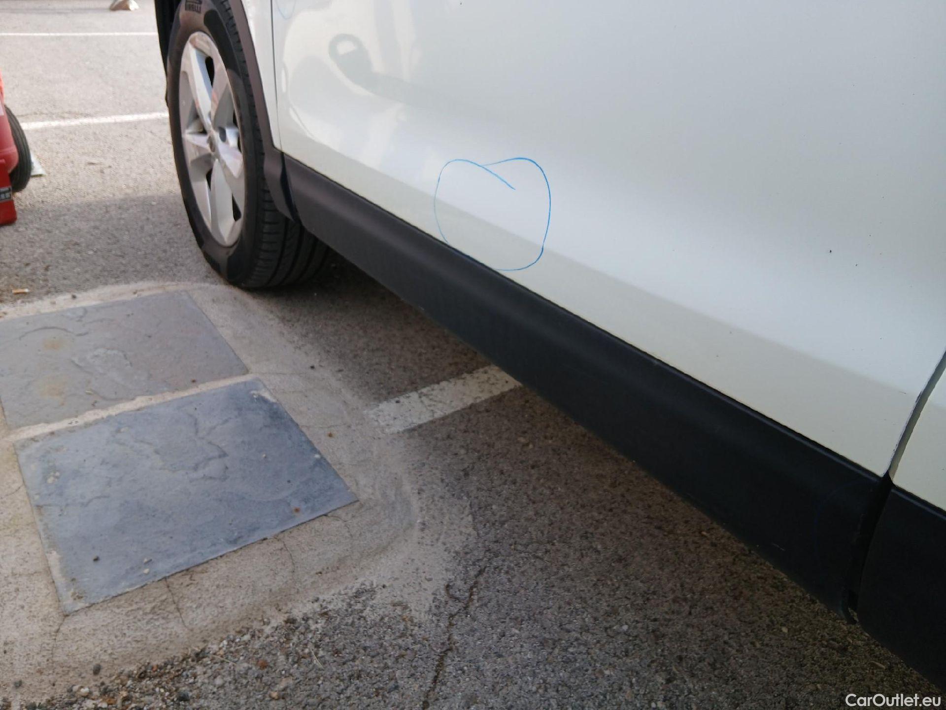  Nissan  Qashqai NISSAN  / 2017 / 5P / todoterreno dCi 85 kW (115 CV) ACENTA #20