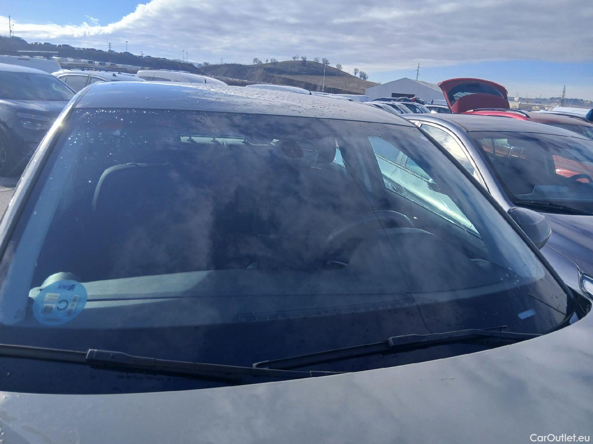  Audi  Q2 AUDI  / 2016 / 5P / todoterreno Design 30 TFSI 85kW (116CV) #10