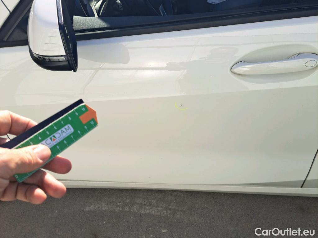  Bmw  Serie 1 BMW  / 2019 / 5P / berlina con portón 116d #13