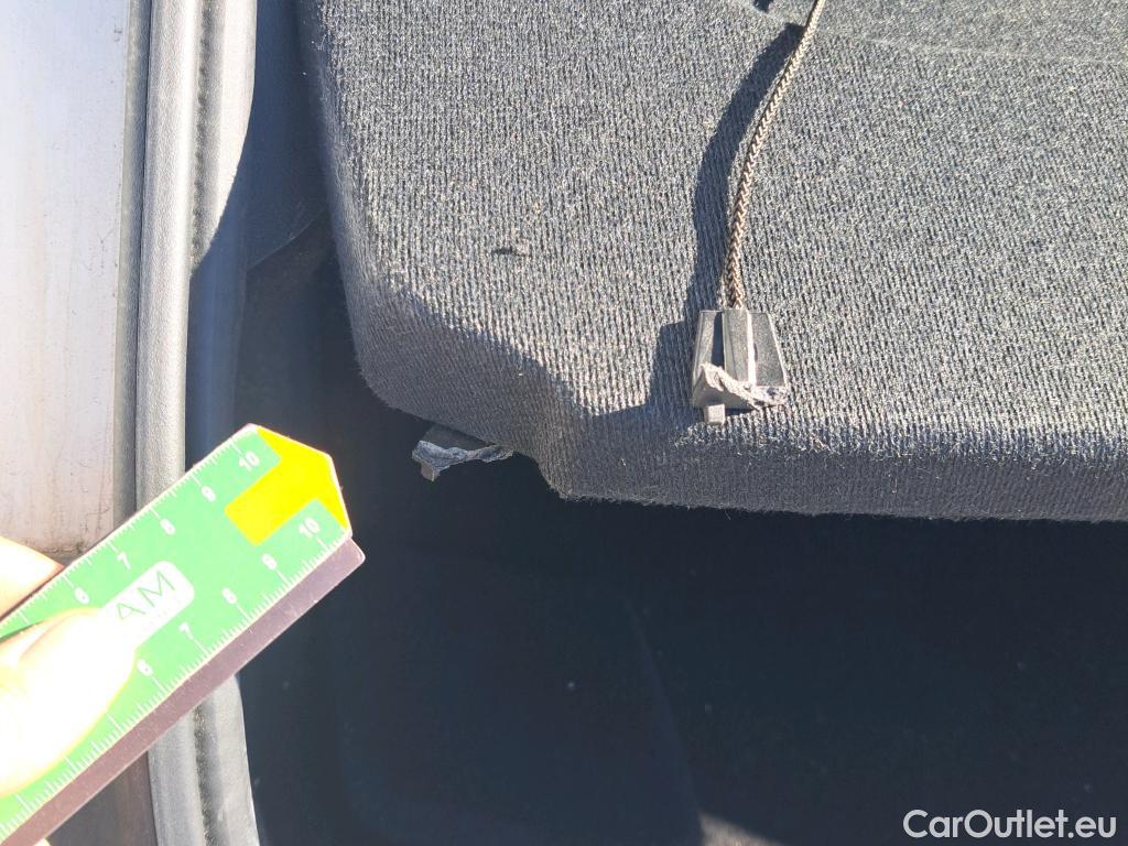  Bmw  Serie 1 BMW  / 2019 / 5P / berlina con portón 116d #5