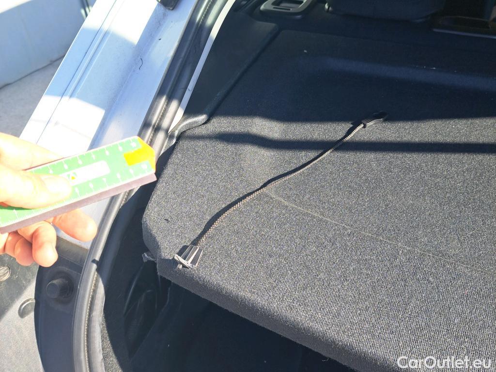  Bmw  Serie 1 BMW  / 2019 / 5P / berlina con portón 116d #4