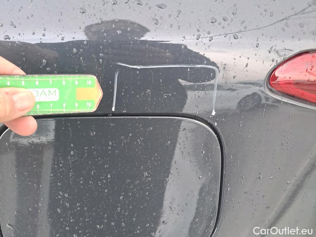  KIA  Sportage KIA  1.6MHEV Drive 100kW(136CV) 4x2(Crist Tintados)(CX) #17