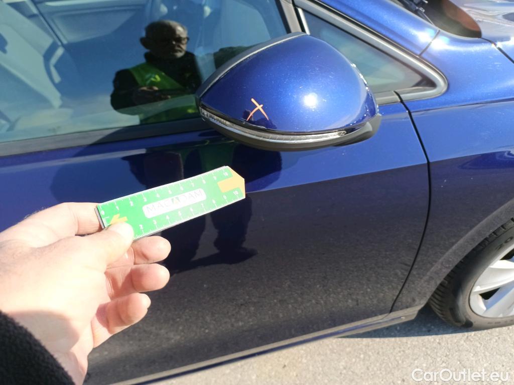  Volkswagen  Golf  VOLKSWAGEN / 2020 / 5P / berlina con portón 1.0 TSI 81kW (110CV) #25