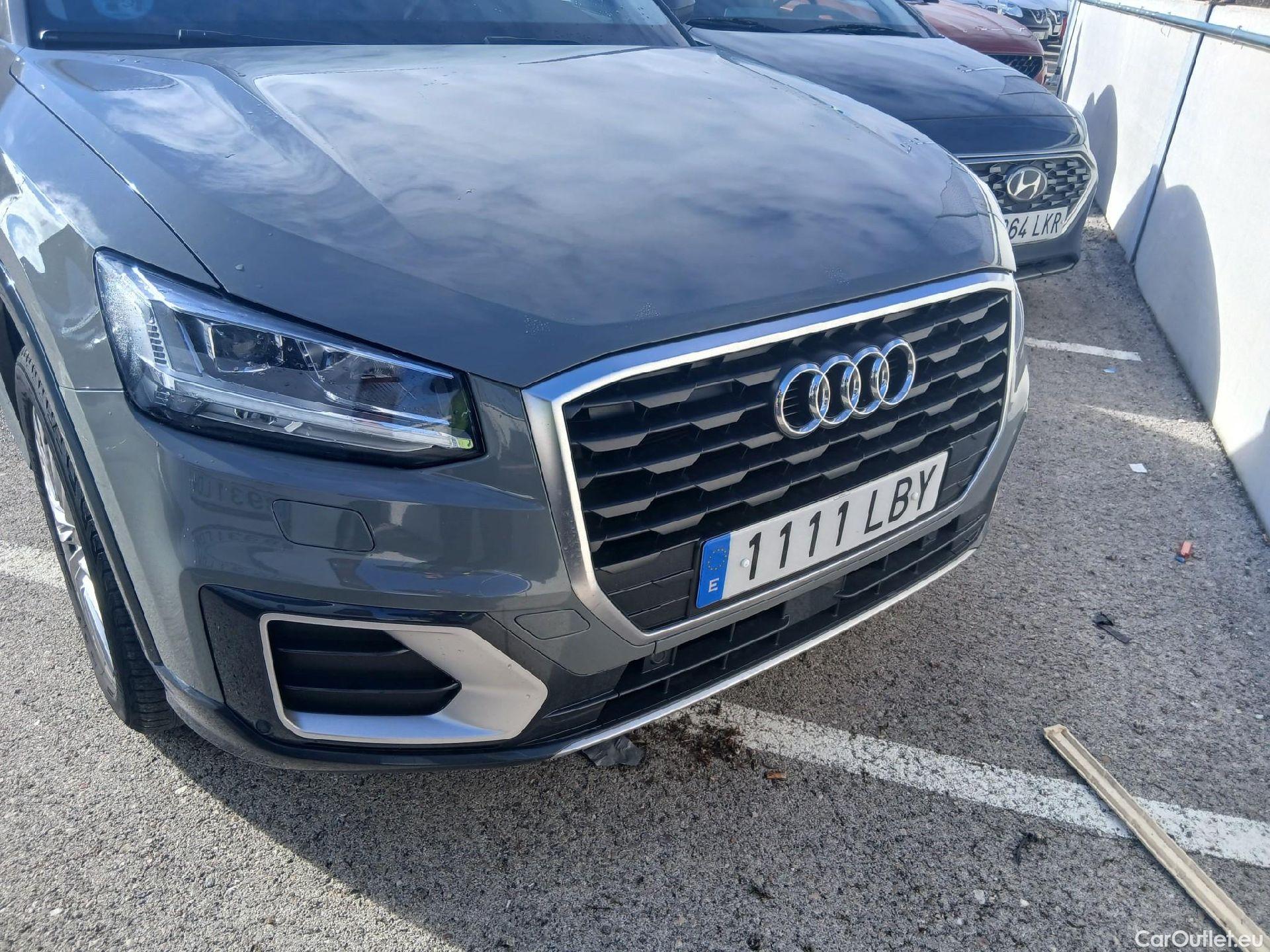  Audi  Q2 AUDI  / 2016 / 5P / todoterreno Design 30 TFSI 85kW (116CV) #7