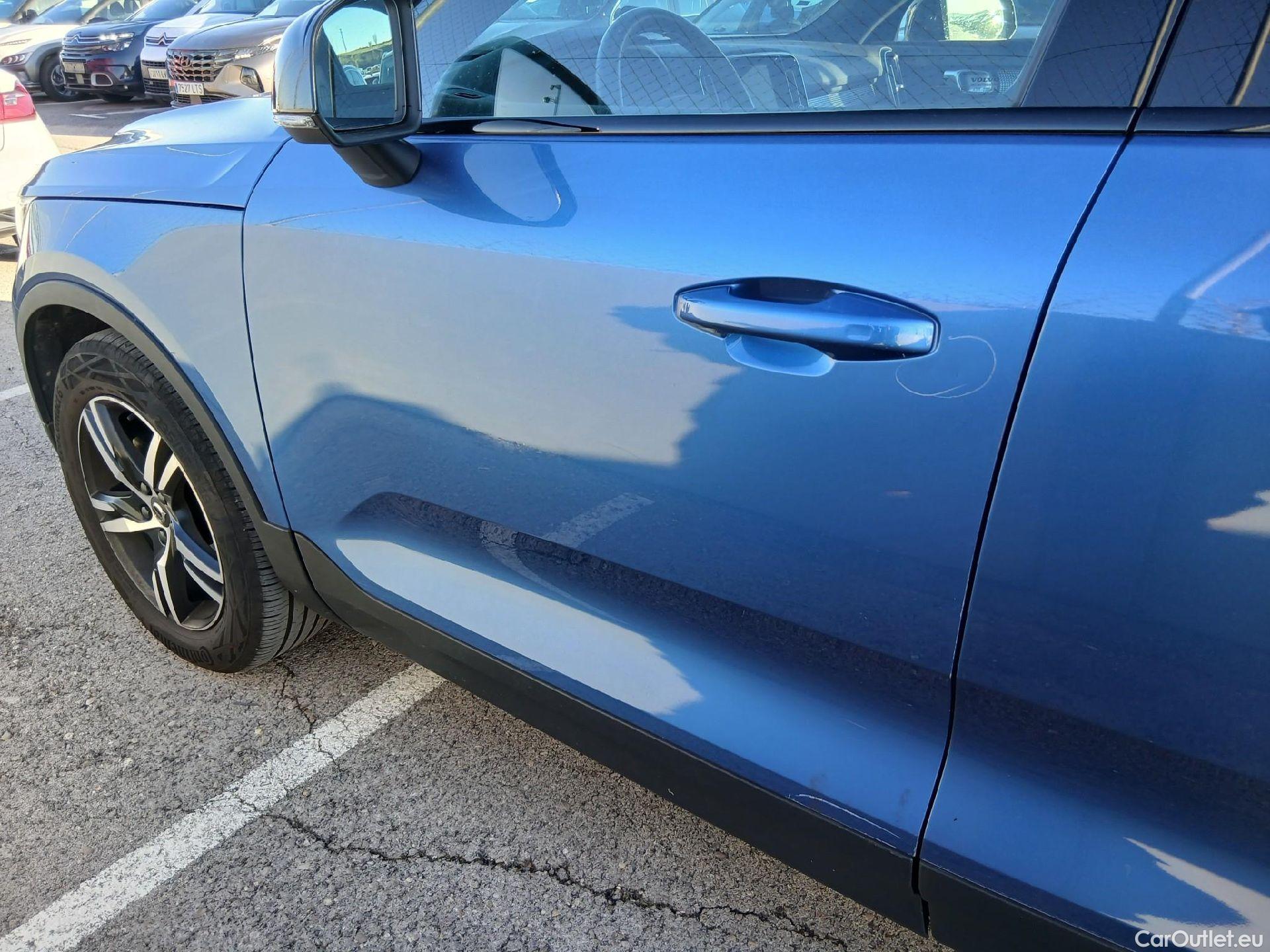  Volvo  XC 40 VOLVO XC40 / 2017 / 5P / todoterreno 1.5 T3 R-Design Auto #14