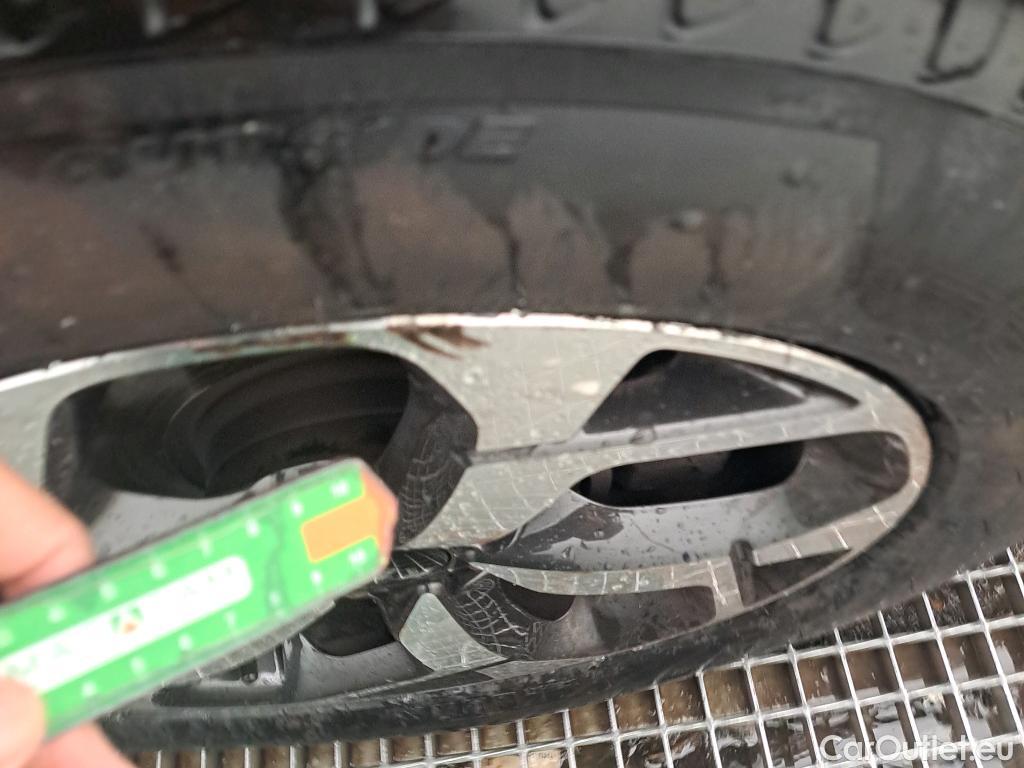  KIA  Sportage KIA  1.6MHEV Drive 100kW(136CV) 4x2(Crist Tintados)(CX) #15