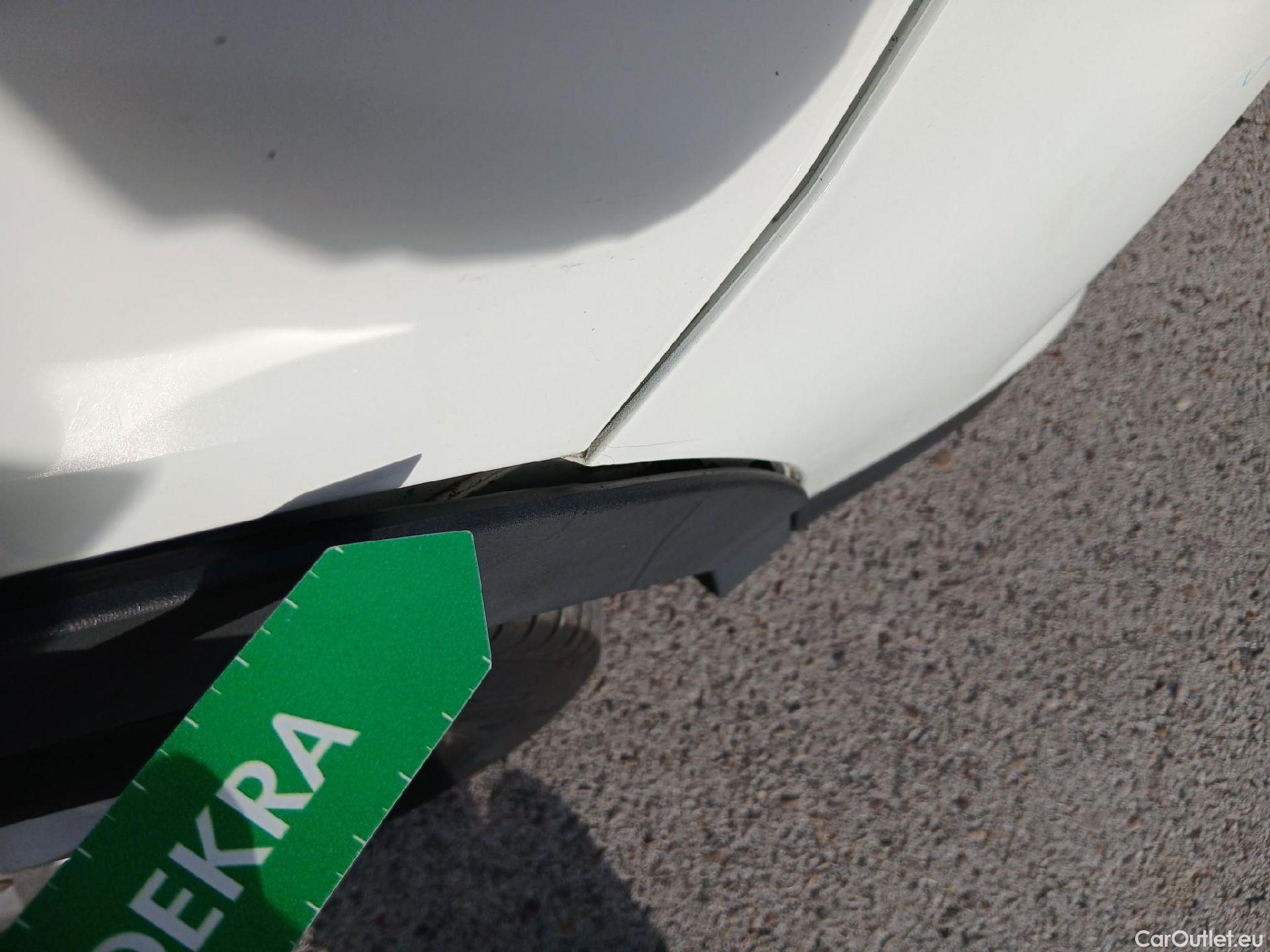  Nissan  Qashqai NISSAN  / 2017 / 5P / todoterreno dCi 85 kW (115 CV) ACENTA #38