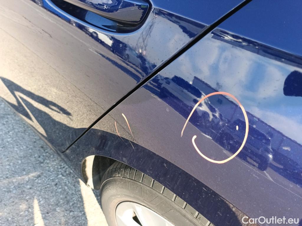  Volkswagen  Golf  VOLKSWAGEN / 2020 / 5P / berlina con portón 1.0 TSI 81kW (110CV) #12