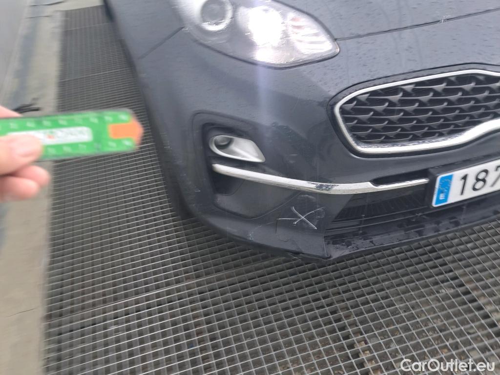  KIA  Sportage KIA  1.6MHEV Drive 100kW(136CV) 4x2(Crist Tintados)(CX) #1