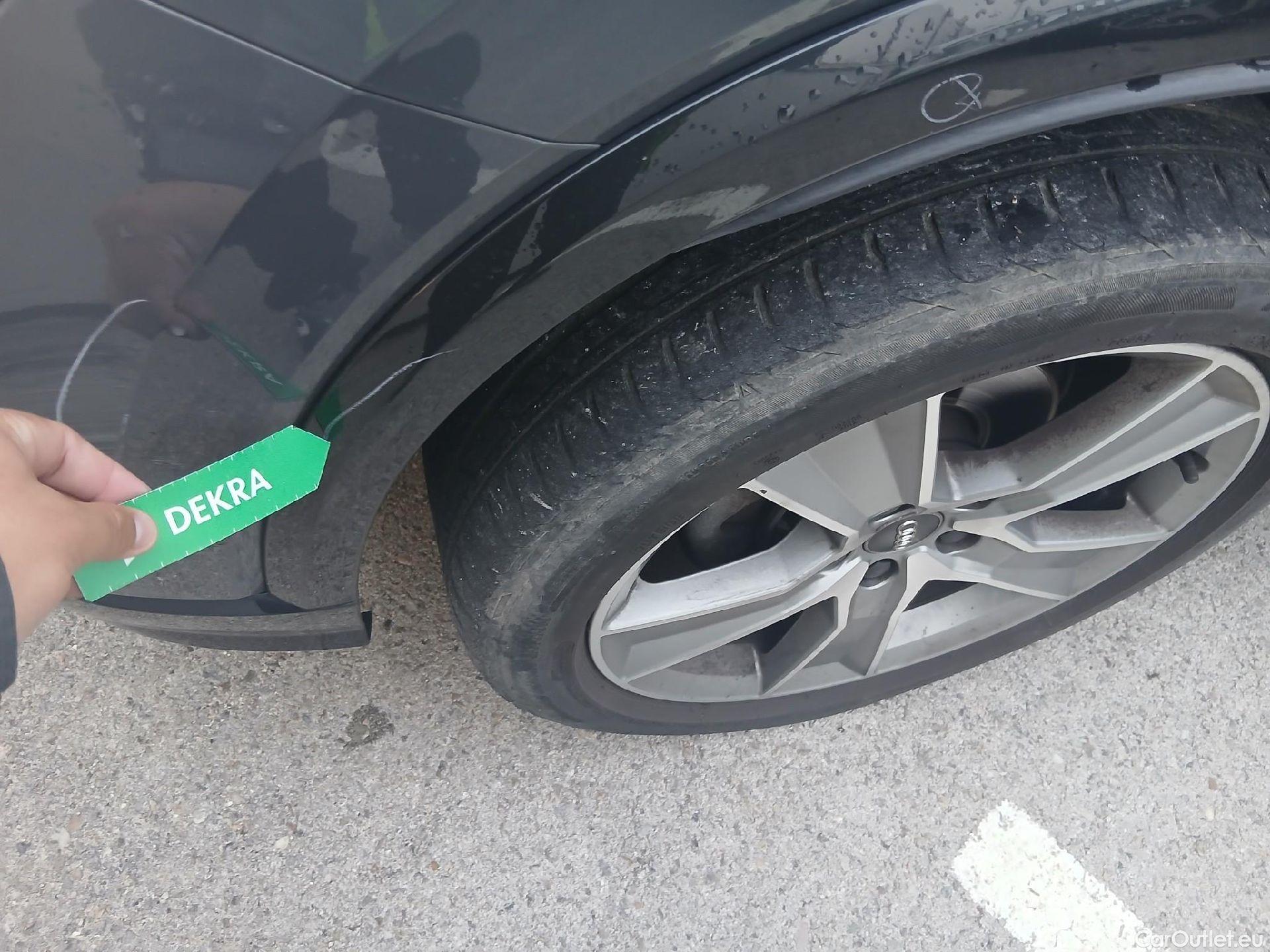  Audi  Q2 AUDI  / 2016 / 5P / todoterreno Design 30 TDI 85kW (116CV) S tronic #16