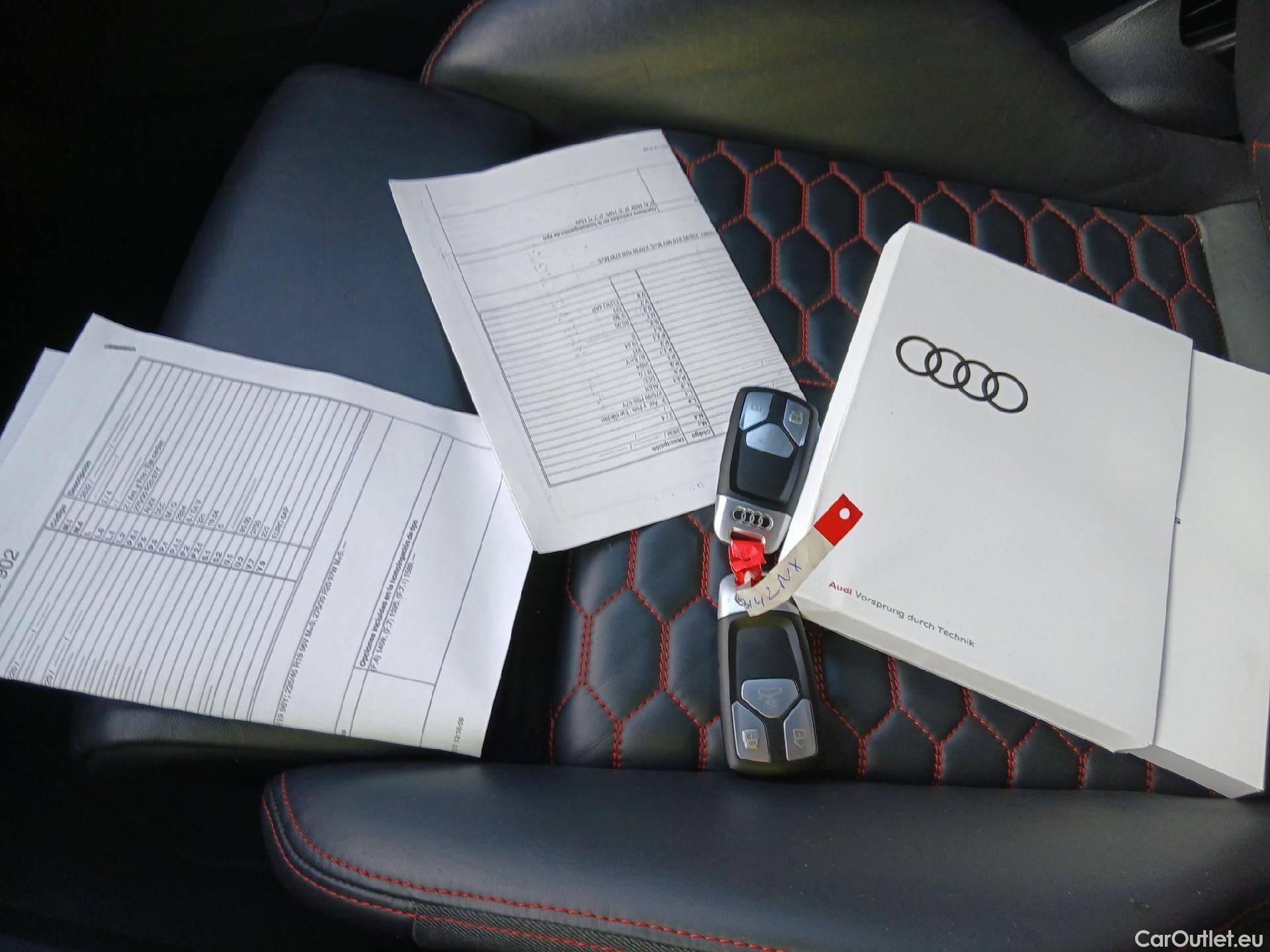  Audi  A5 Sportback AUDI A5 / 2019 / 5P / berlina con portón RS 5 2.9 TFSI quattro Sportback #1