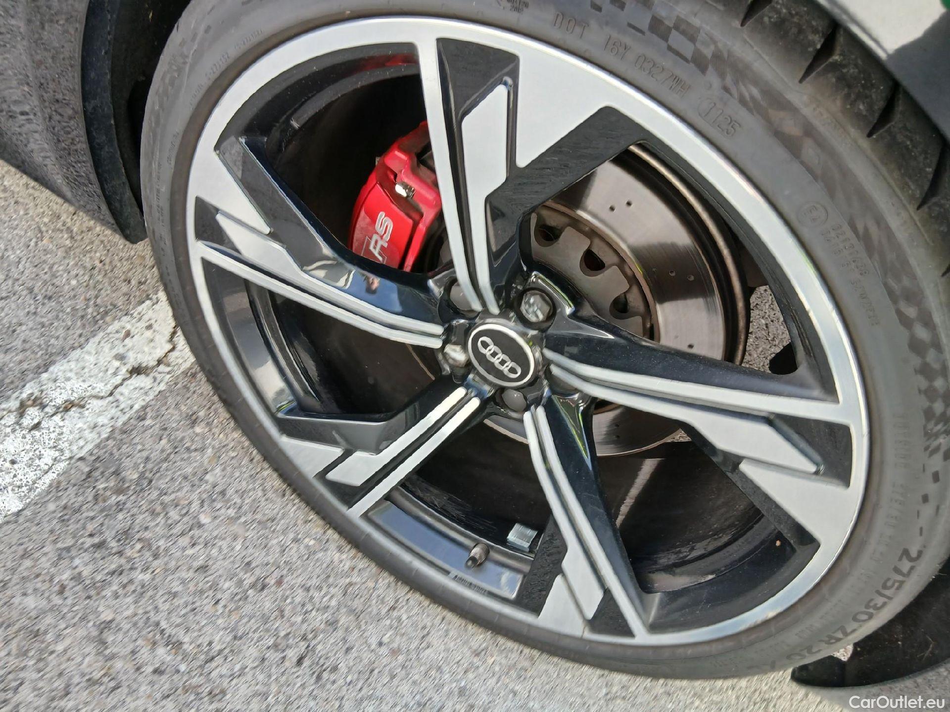  Audi  A5 Sportback AUDI A5 / 2019 / 5P / berlina con portón RS 5 2.9 TFSI quattro Sportback #2