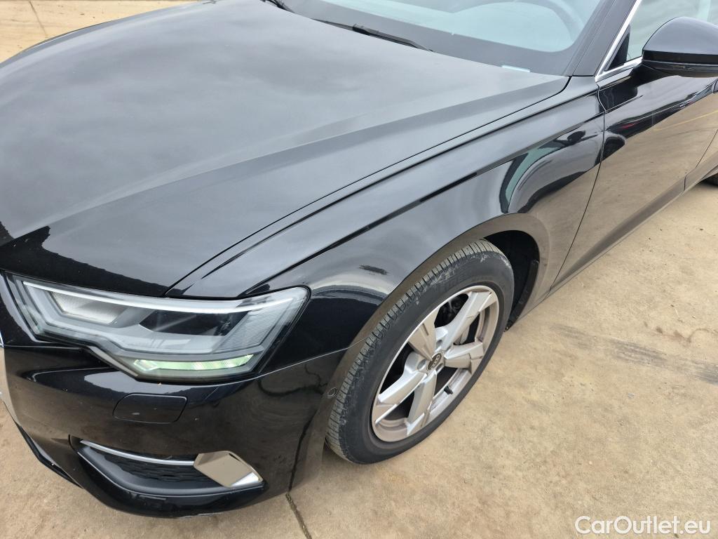  Audi  A6 AUDI  / 2018 / 4P / sedán Sport 45 TFSI quattro-ultra #17