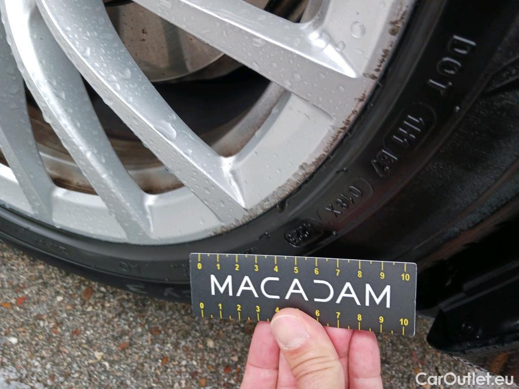  Bmw  Serie 5 BMW  / 2020 / 5P / familiar 530e xDrive Touring #4