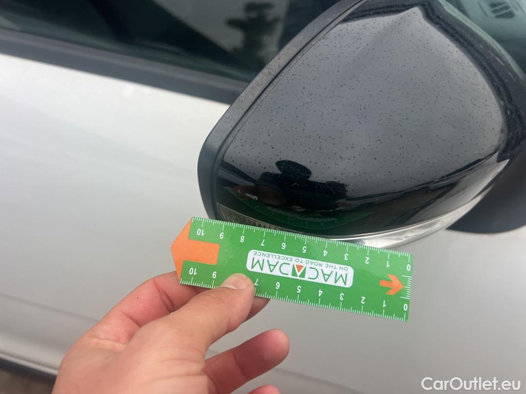  Citroen  C3 CITROEN  / 2016 / 5P / berlina con portón BlueHDi 73KW (100CV) S&S FEEL #28