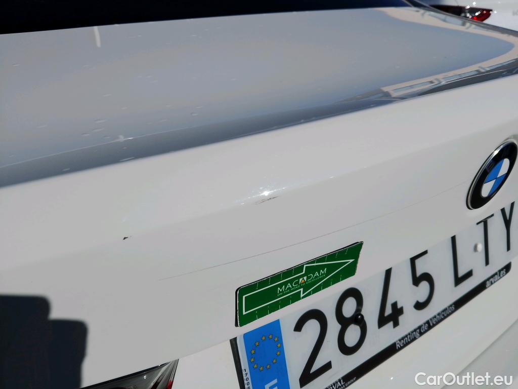  Bmw  Serie 3 BMW  / 2018 / 4P / sedán 320d Auto. #13