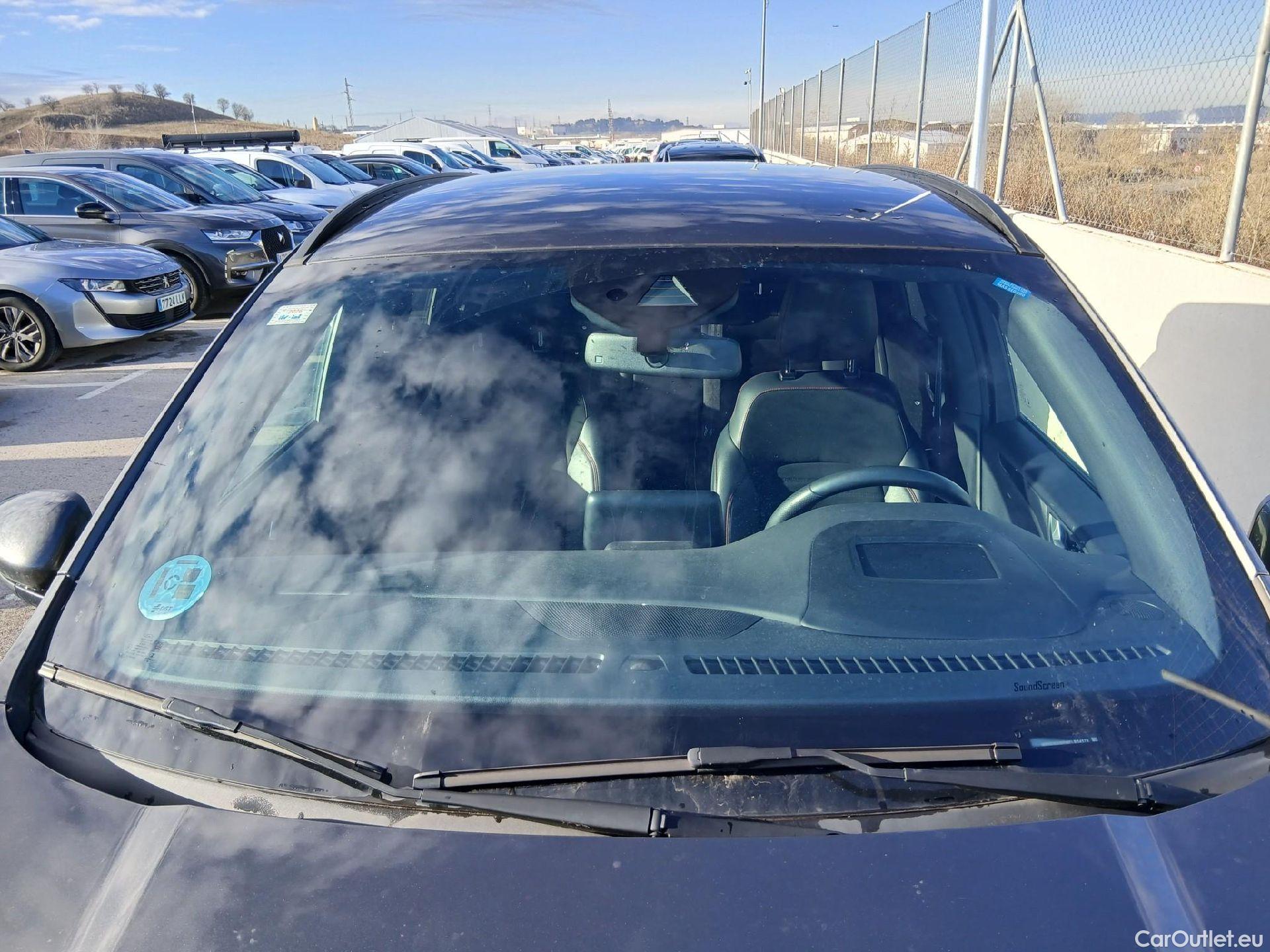  Ford  Kuga FORD  / 2019 / 5P / todoterreno ST-Line X 2.0 EcoBlue 140kW 4x4 Auto #1