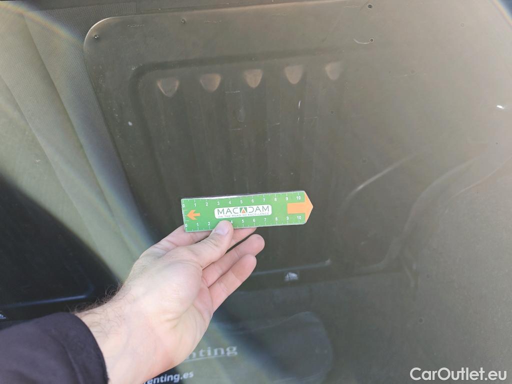  Fiat  500 FIAT  / 2015 / 3P / berlina con portón Red 1.0 Hybrid 51KW (70 CV)(SP)(SL) (AC4) #19