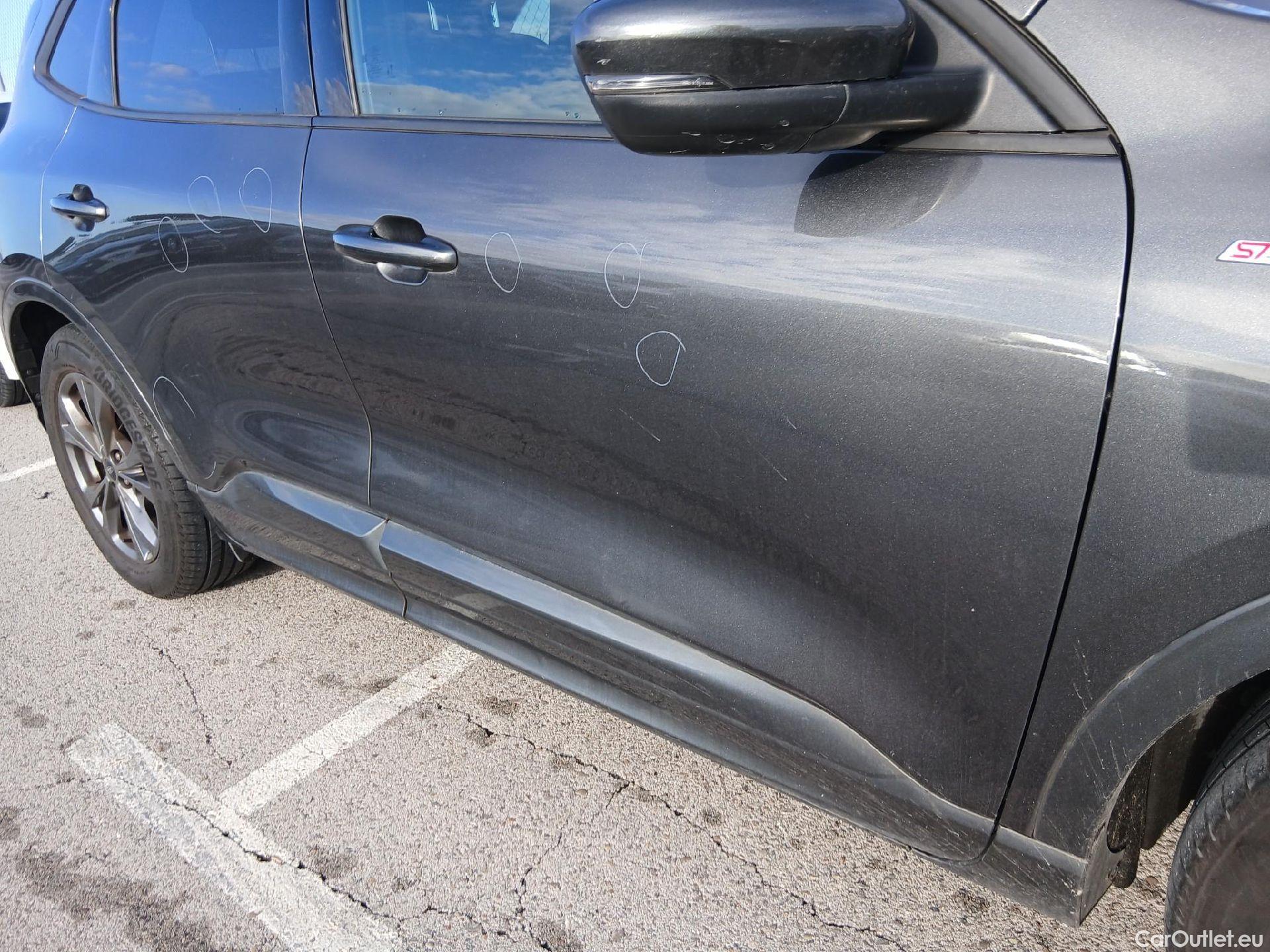  Ford  Kuga FORD  / 2019 / 5P / todoterreno ST-Line X 2.0 EcoBlue 140kW 4x4 Auto #28