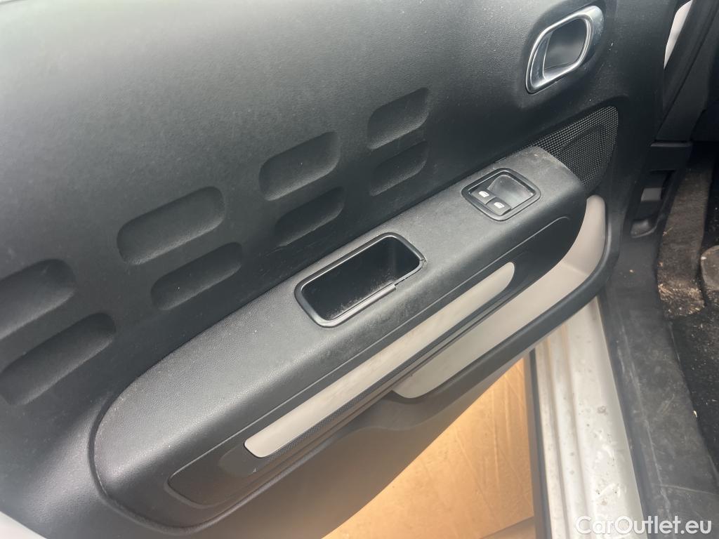  Citroen  C3 CITROEN  / 2016 / 5P / berlina con portón BlueHDi 73KW (100CV) S&S FEEL #7