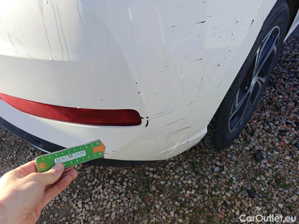  Hyundai  i30 HYUNDAI  / 2020 / 5P / berlina con portón 1.6 CRDI 85kW (116CV) Klass LRR #27