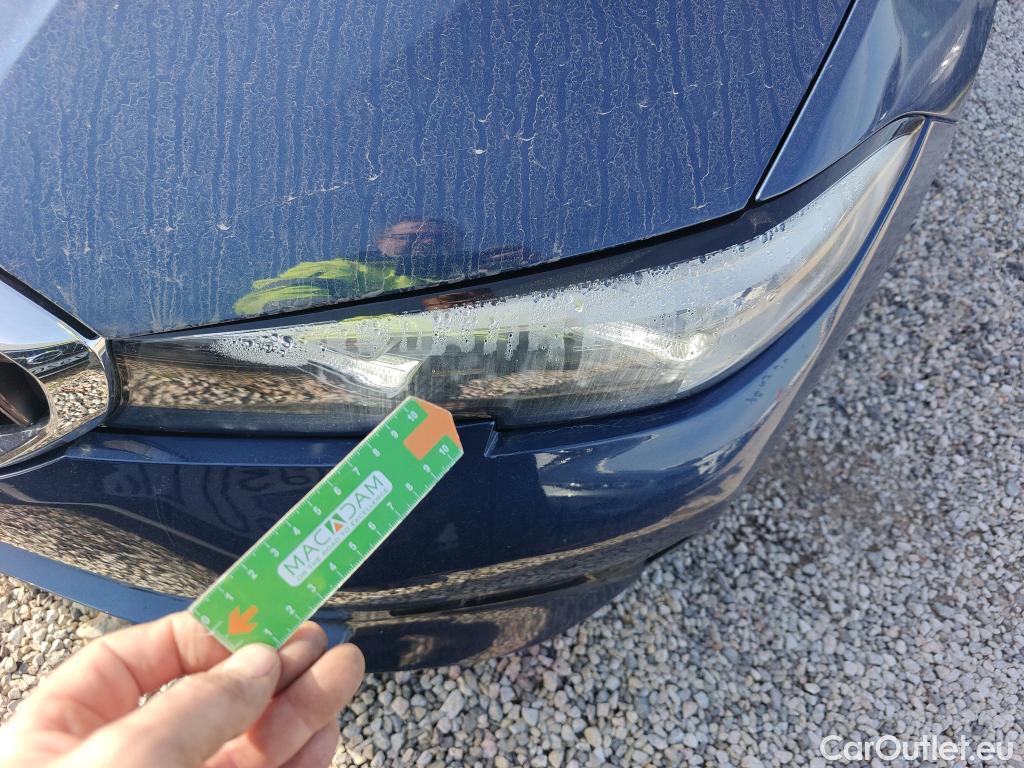  Bmw  Serie 3 BMW  / 2018 / 4P / sedán 318d Auto. #2