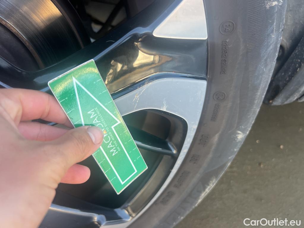  DS  DS7 DS DS 7 Crossback / 2017 / 5P / todoterreno BlueHDi DE 96kW (130CV) Auto. CHIC (AC) #8