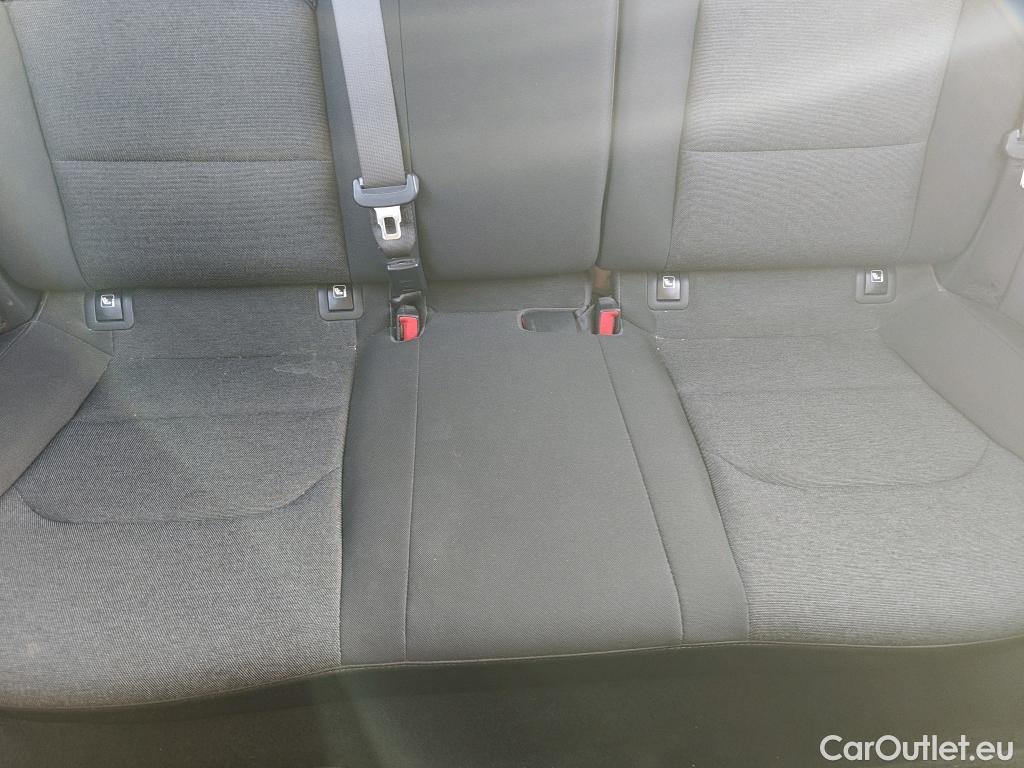  Hyundai  i30 HYUNDAI  / 2020 / 5P / berlina con portón 1.6 CRDI 85kW (116CV) Klass LRR #50