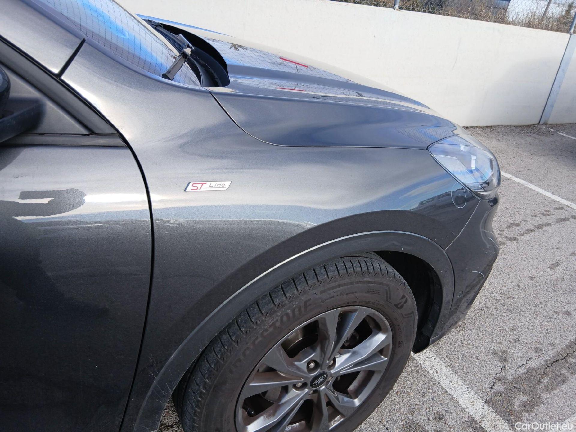  Ford  Kuga FORD  / 2019 / 5P / todoterreno ST-Line X 2.0 EcoBlue 140kW 4x4 Auto #31