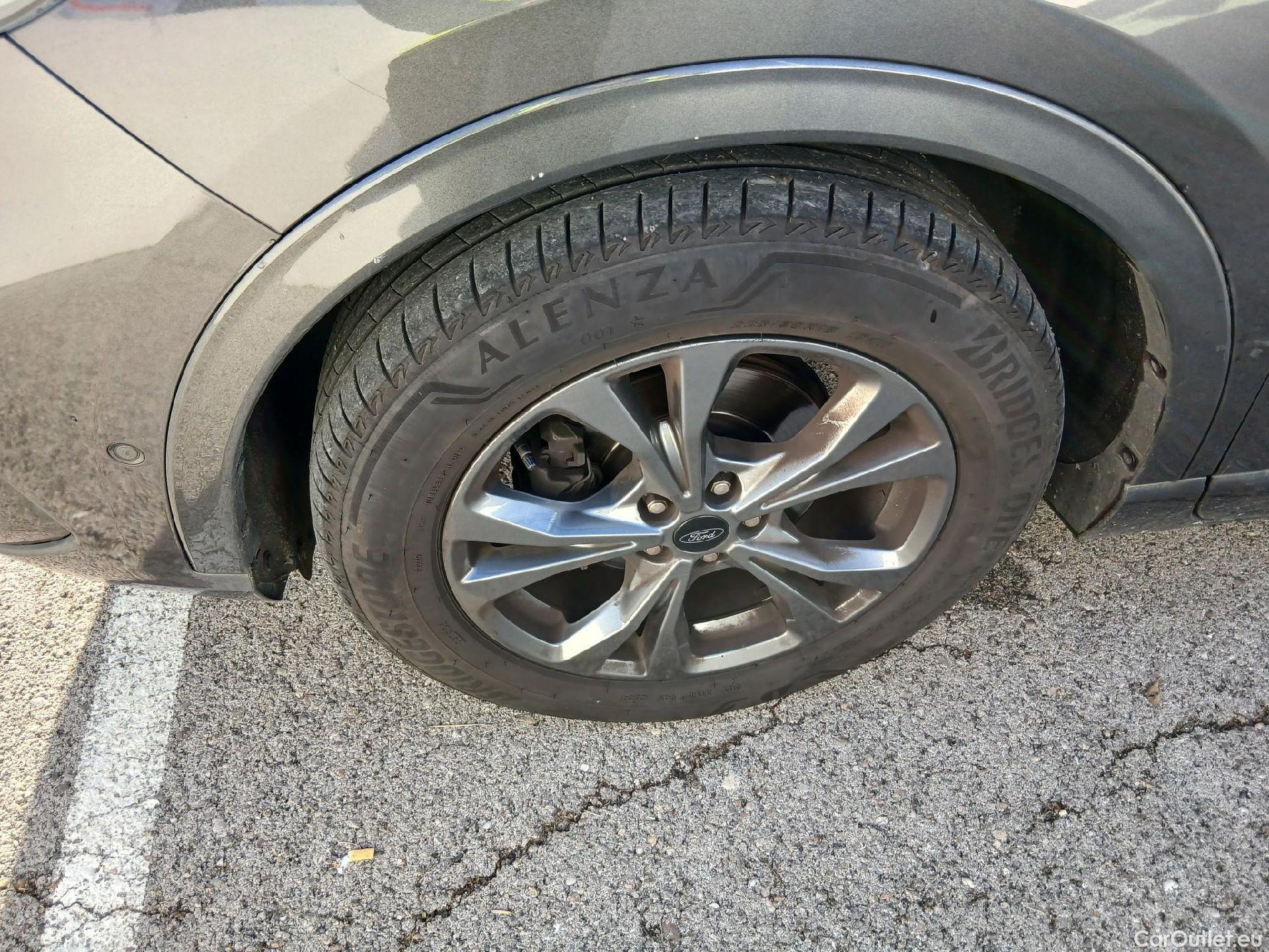  Ford  Kuga FORD  / 2019 / 5P / todoterreno ST-Line X 2.0 EcoBlue 140kW 4x4 Auto #8