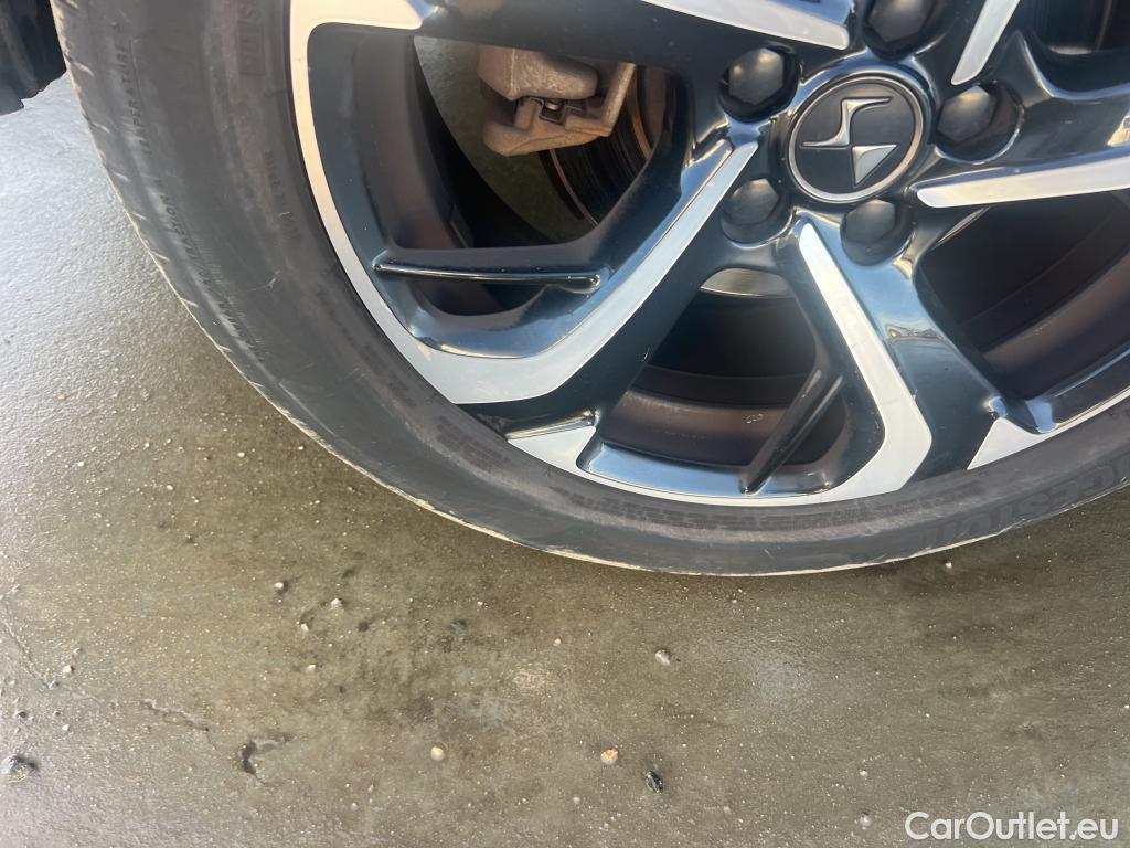  DS  DS7 DS DS 7 Crossback / 2017 / 5P / todoterreno BlueHDi DE 96kW (130CV) Auto. CHIC (AC) #7