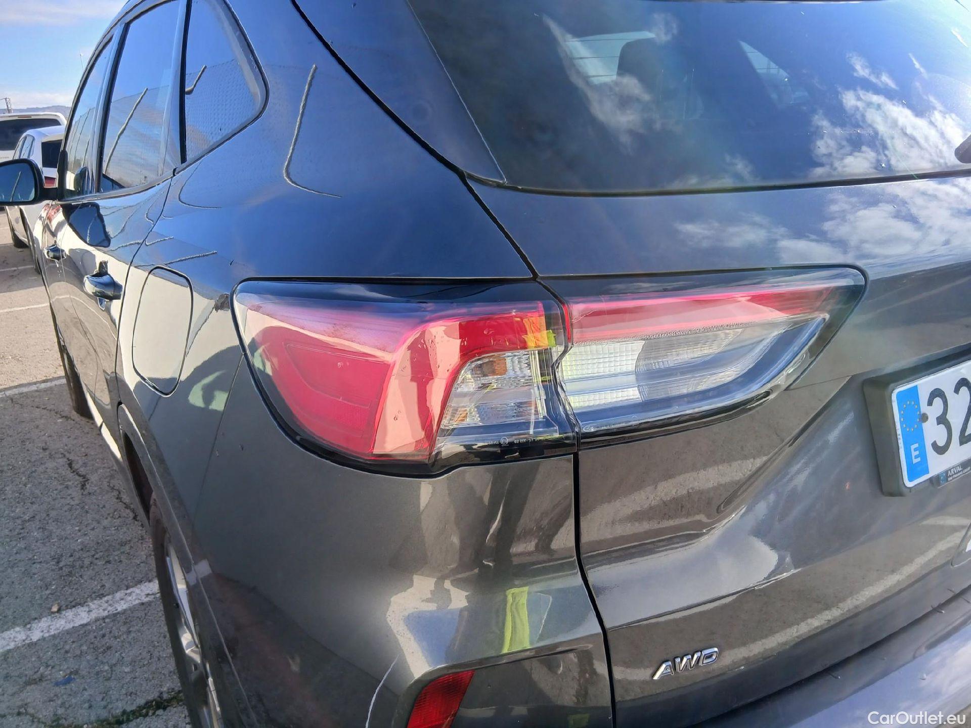  Ford  Kuga FORD  / 2019 / 5P / todoterreno ST-Line X 2.0 EcoBlue 140kW 4x4 Auto #17