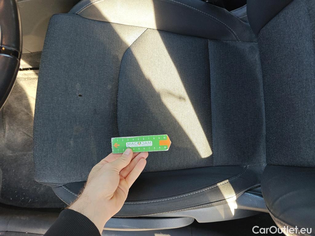  Hyundai  i30 HYUNDAI  / 2020 / 5P / berlina con portón 1.6 CRDI 85kW (116CV) Klass LRR #22