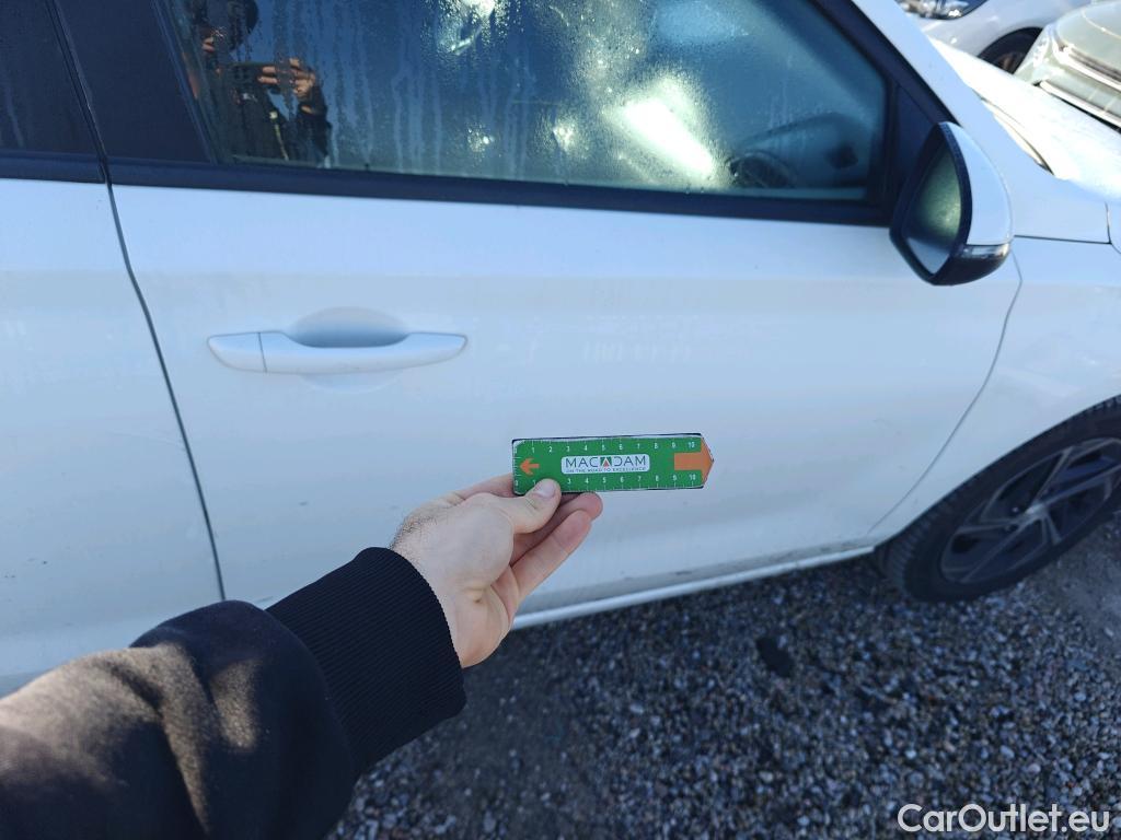  Hyundai  i30 HYUNDAI  / 2020 / 5P / berlina con portón 1.6 CRDI 85kW (116CV) Klass LRR #42