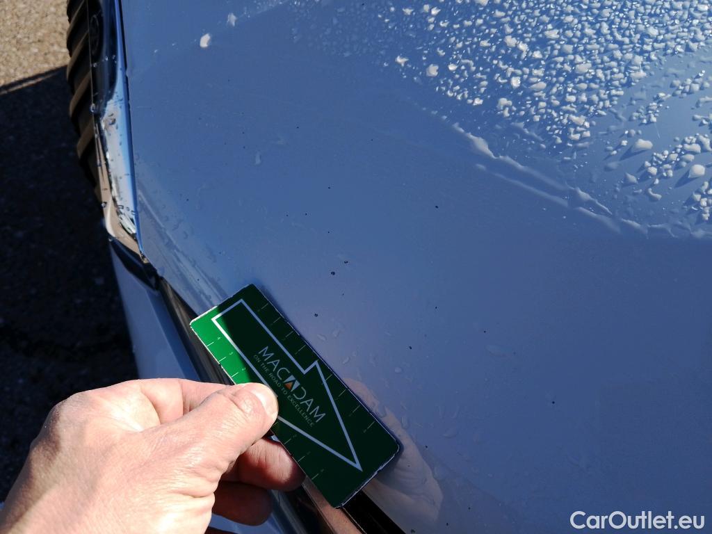  Bmw  Serie 3 BMW  / 2018 / 4P / sedán 320d Auto. #2