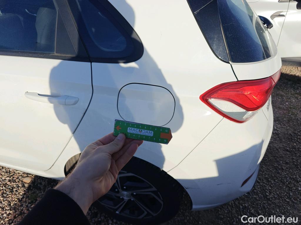  Hyundai  i30 HYUNDAI  / 2020 / 5P / berlina con portón 1.6 CRDI 85kW (116CV) Klass LRR #9