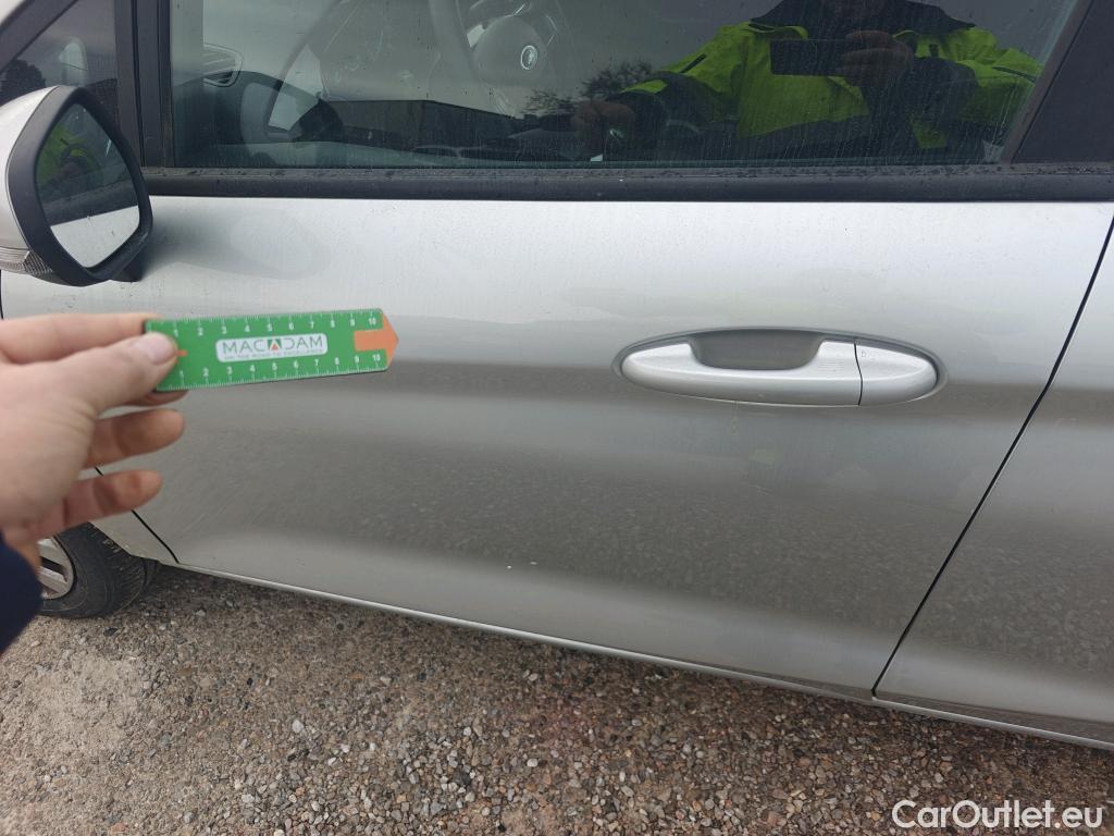  Ford  Fiesta FORD  / 2021 / 5P / berlina con portón 1.1 IT-VCT 55kW (75CV) Trend 5p #11