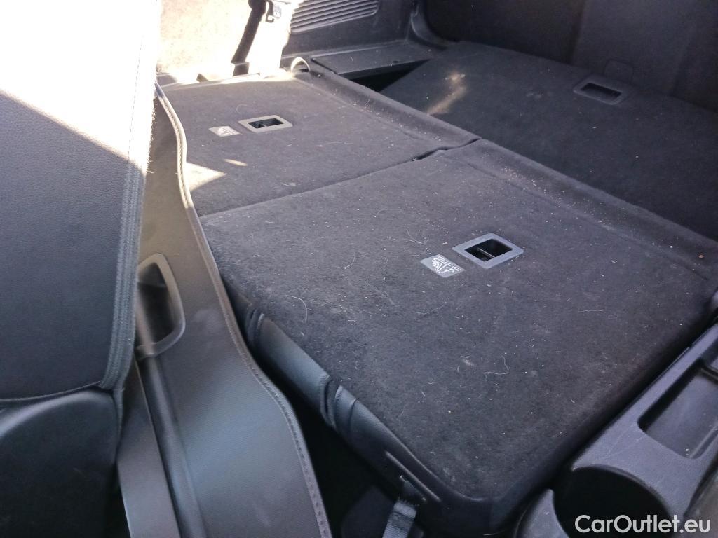  Ford  Explorer  ST-Line Plug-in-Hybrid 4x4 3.0 EcoBoost 455CV AT10 7 Plazas E6d #13