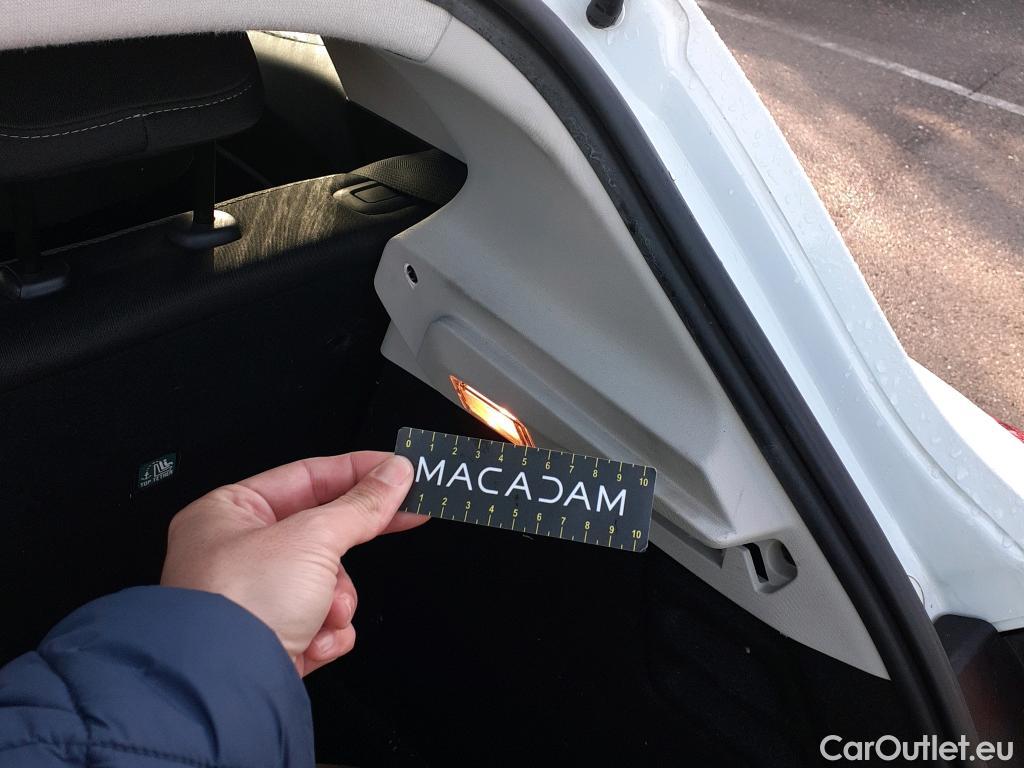  Renault  Clio RENAULT  / 2019 / 5P / berlina con portón Business Blue dCi 74kW (100CV) #1