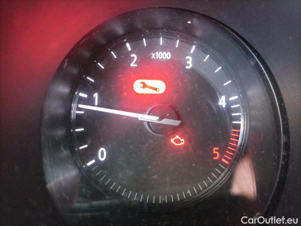  Renault  Megane RENAULT Mégane / 2015 / 5P / berlina con portón Life Energy dCi 66kW (90CV) #18