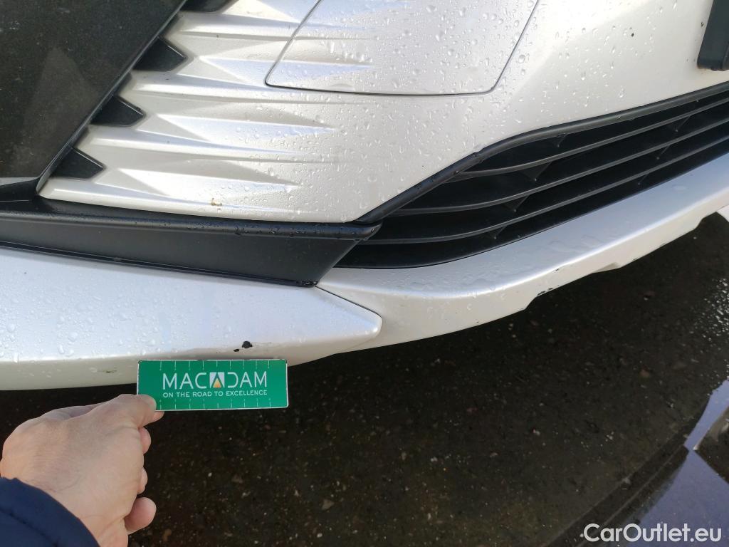  Land Rover  Discovery LEXUS RZ / 2022 / 5P / todoterreno 450e Executive #14