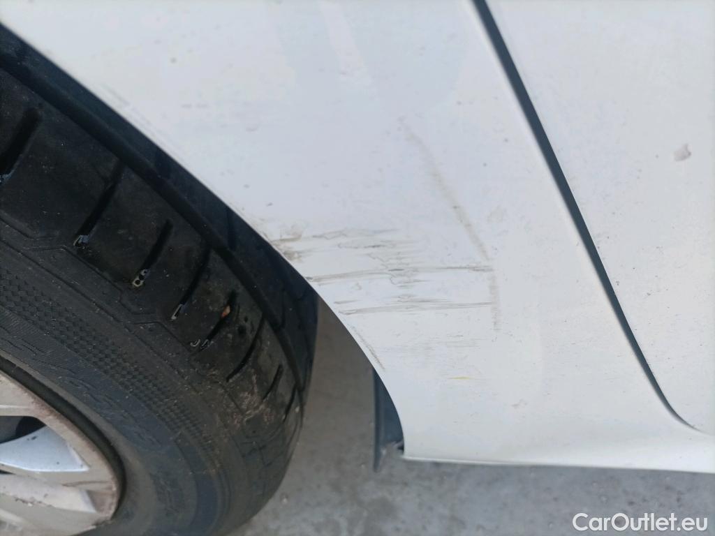  Renault  Megane RENAULT Mégane / 2015 / 5P / berlina con portón Life Energy dCi 66kW (90CV) #6