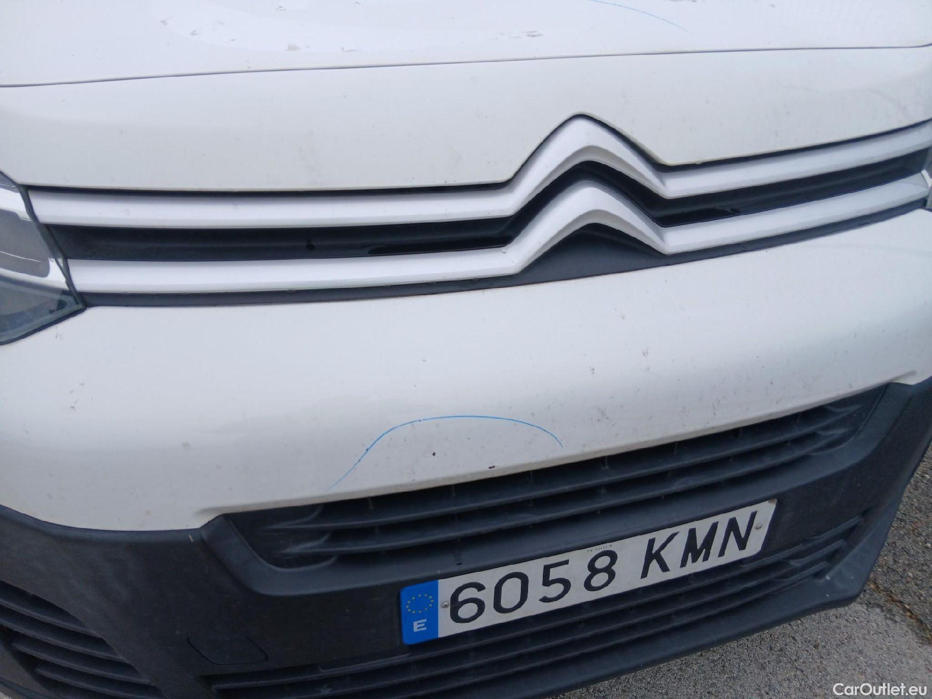  Citroen  Jumpy CITROEN  VU 4P 3G FURGÓN Talla M BlueHDi 85KW (115CV) 6v Confort #16