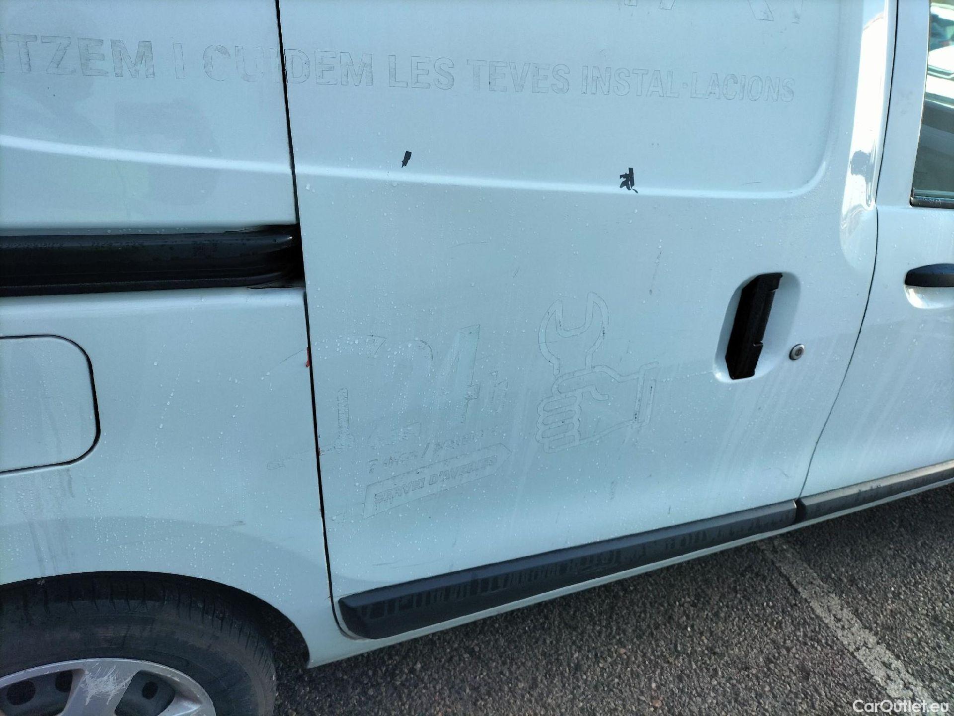  Dacia  Dokker DACIA  / 2013 / 4P / furgón derivado de turismo Van Essential 1.6 80kW (110CV) GLP #62