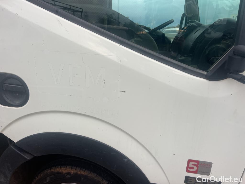  Nissan  NV400 NISSAN NT400 / 2014 / 2P / pick-up de lados abatibles 35.13/2 Básico CAL Cabina Abatible Media #29