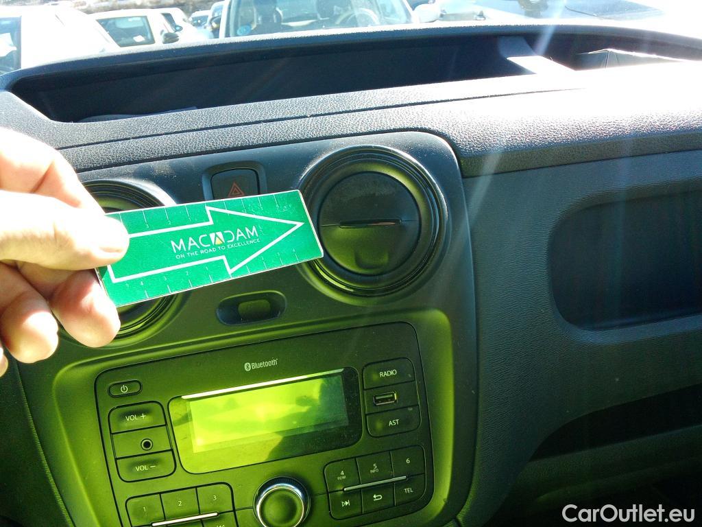  Dacia  Dokker DACIA  / 2013 / 4P / furgón derivado de turismo Essential 1.6 75kW (100CV) GLP #40