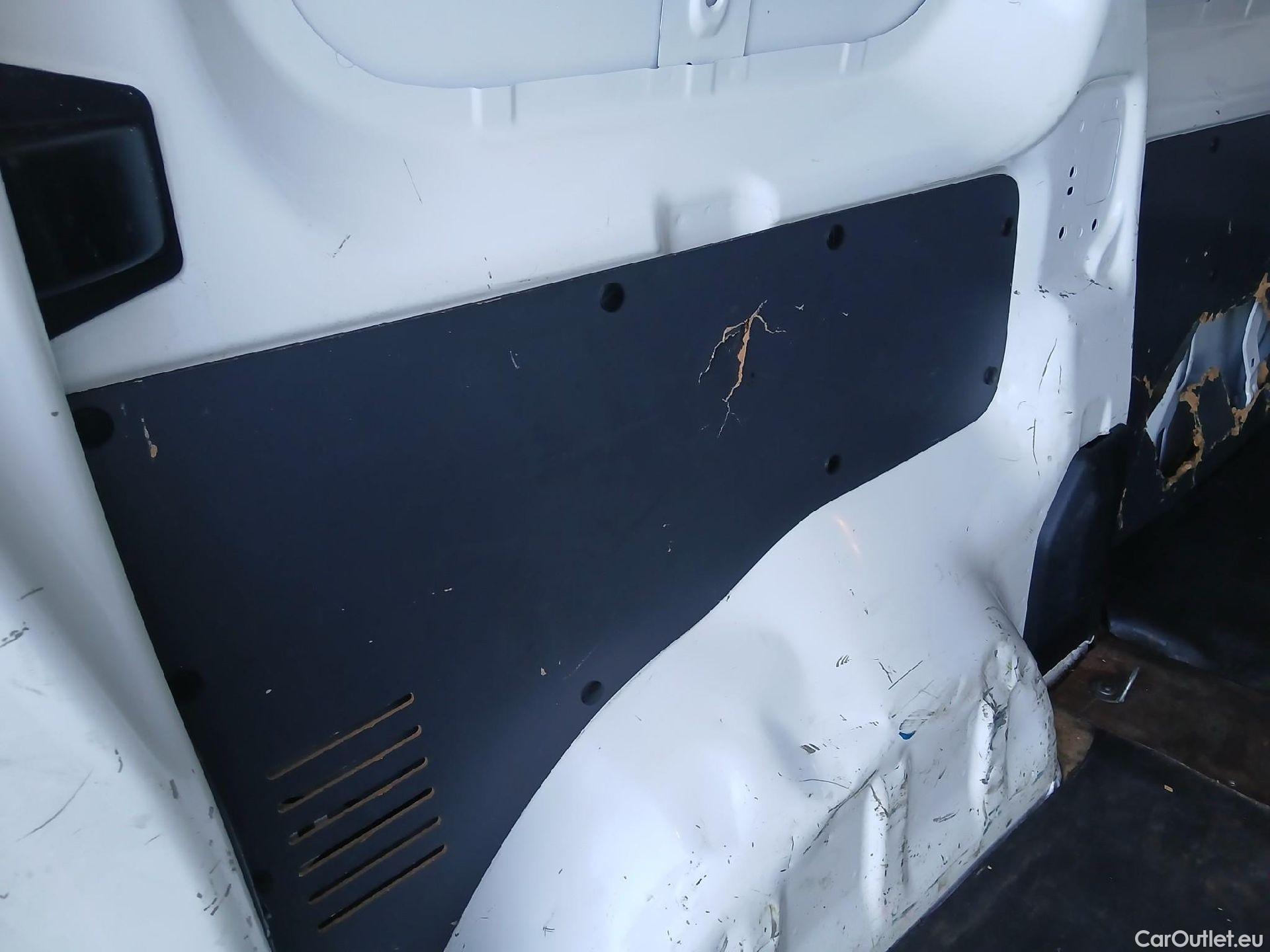  Opel  Vivaro OPEL  / 2019 / 4P / furgón 2.0 Diésel 88kW (120CV) M Inc. Select #20