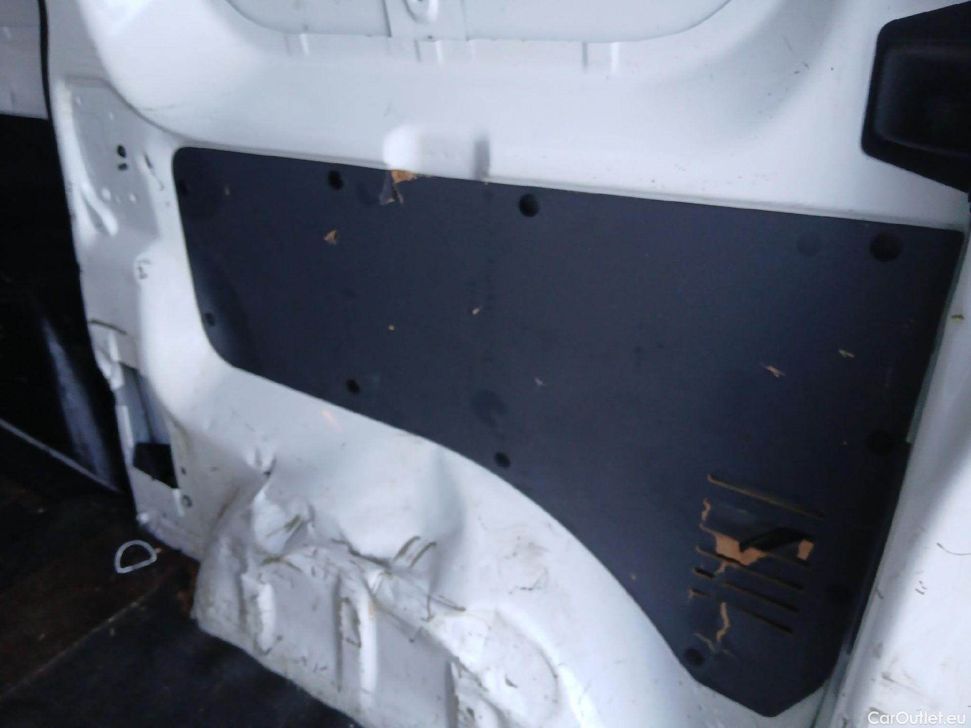  Opel  Vivaro OPEL  / 2019 / 4P / furgón 2.0 Diésel 88kW (120CV) M Inc. Select #22